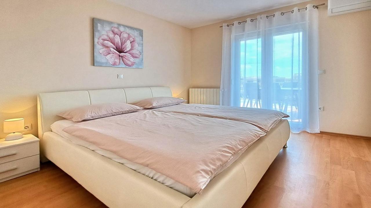 Apartment Vista 2 - With View Poreč