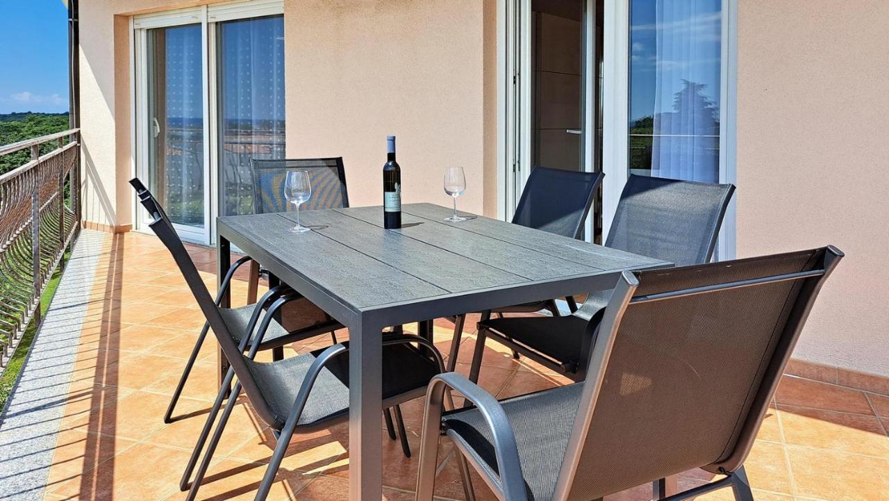 Apartment Vista 2 - With View Poreč